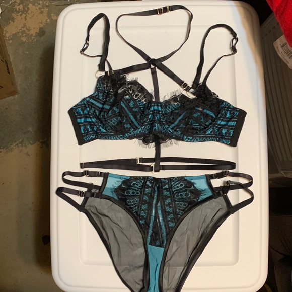 playful promises Other - 36b playful promises set